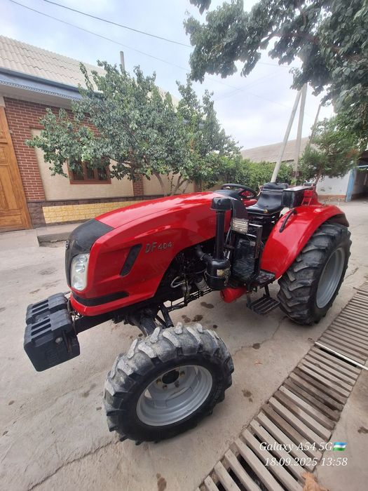 Donfeng 404 Mini traktor