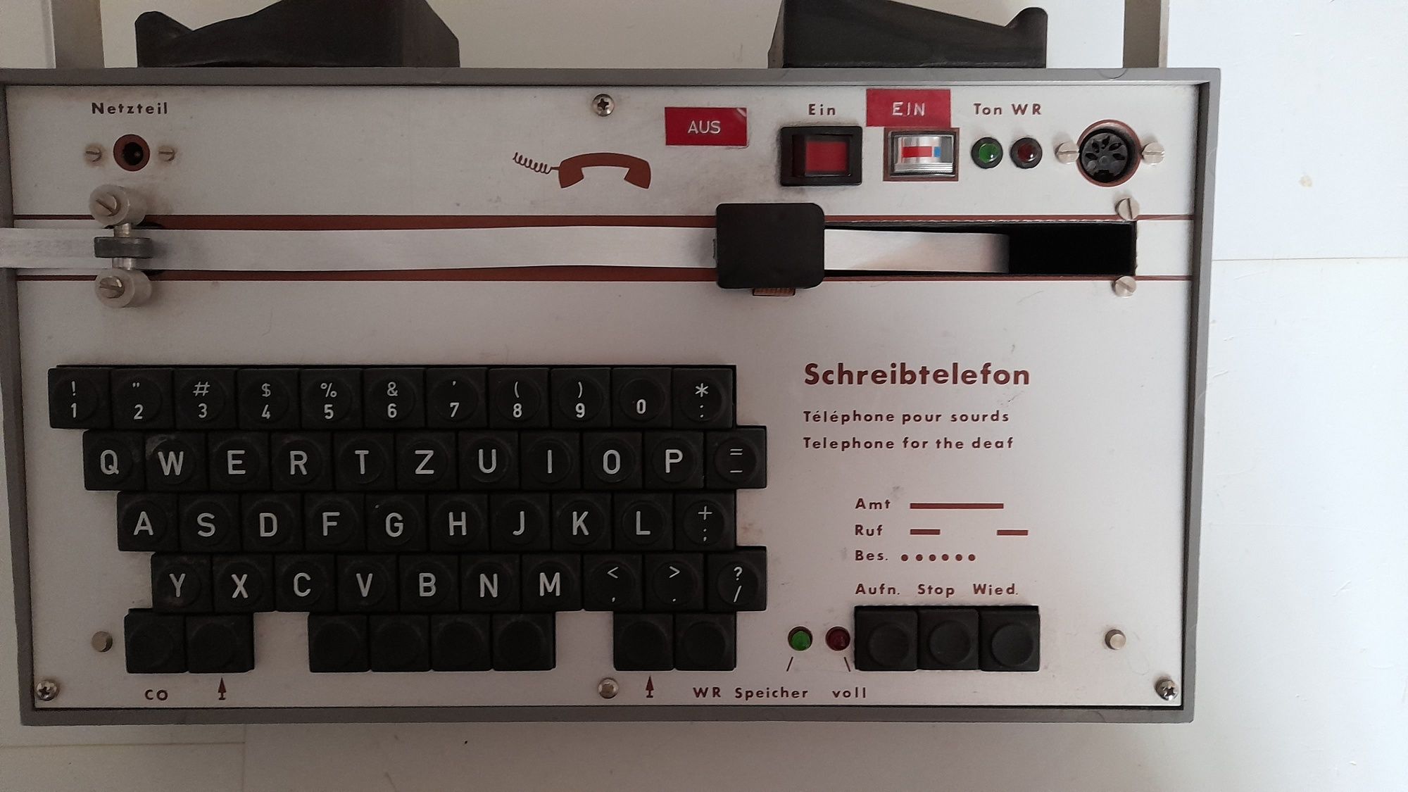 Screibtelefon (telefon surzi)