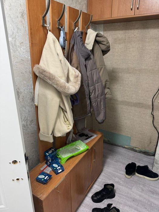 Прихожая б/у в хорошем состоянии