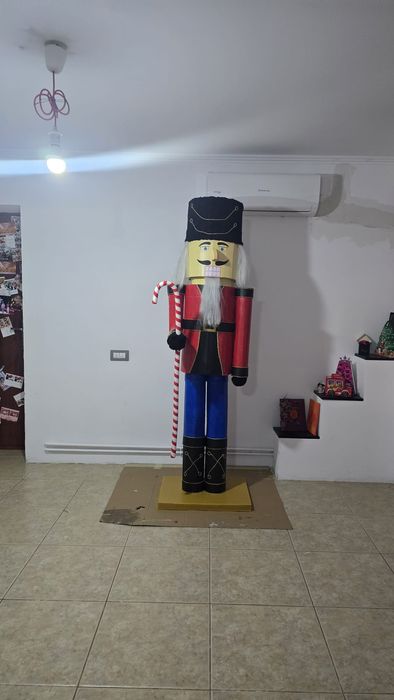 Spargător de nuci 2m