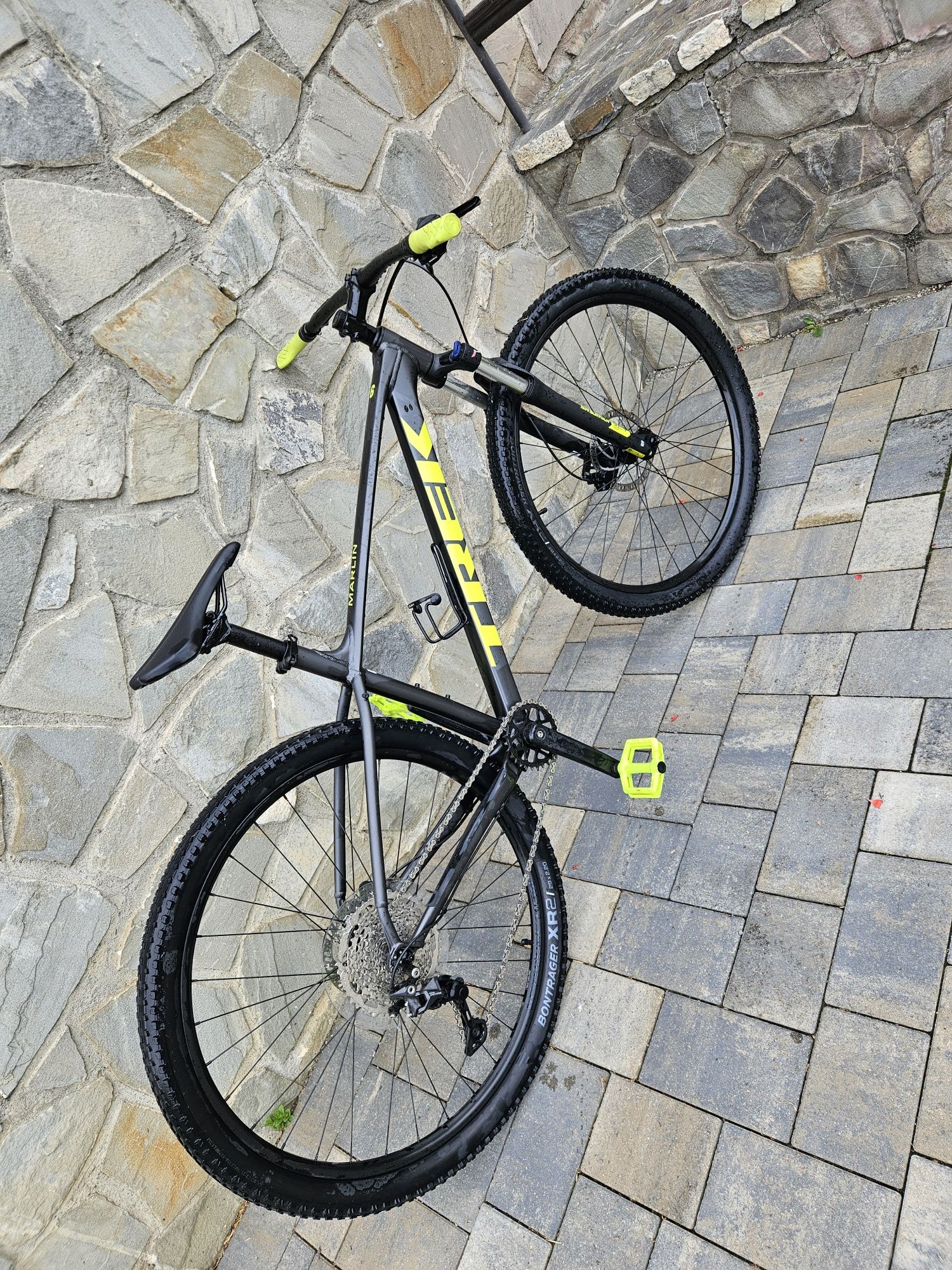 Vand bicicleta Trek Marlin 6 - stare perfecta de functionare - cadru L