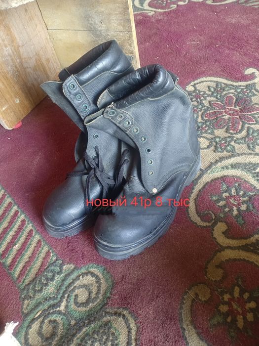 Продам берцы новый
