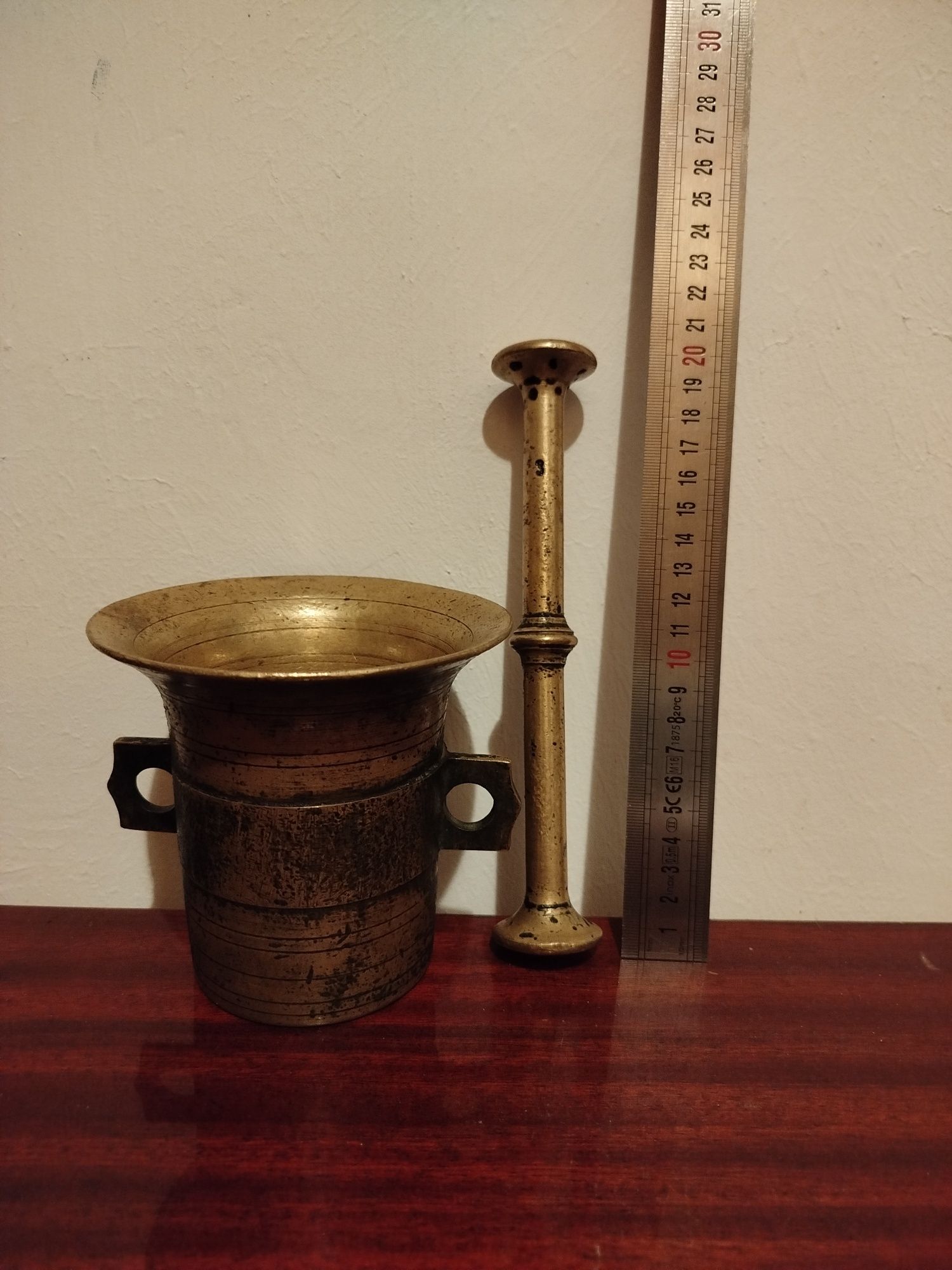 Mojar cu pistil din bronz