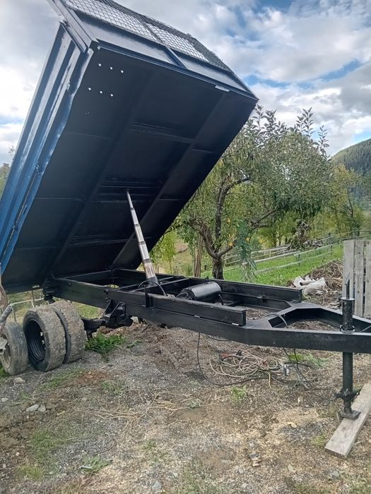 Vind remorca pentru tractor