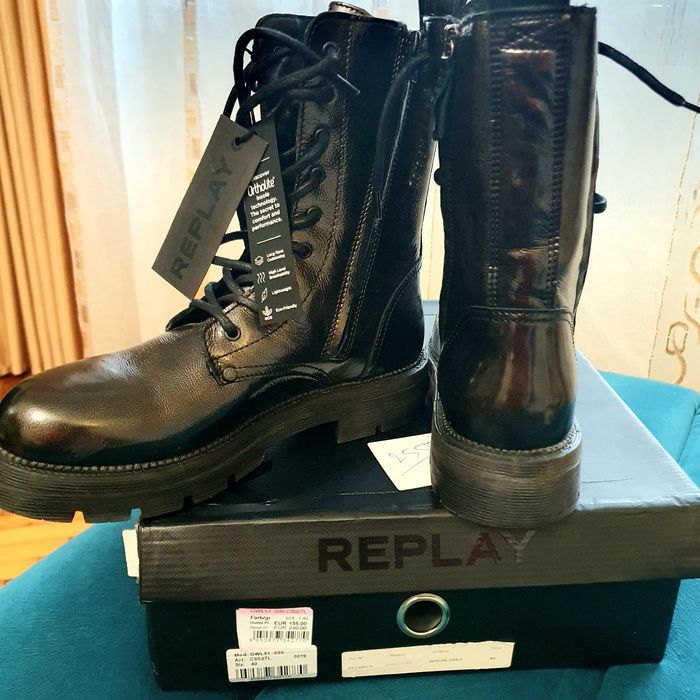 Ghete piele lăcuite Replay nr 40 prețul 270