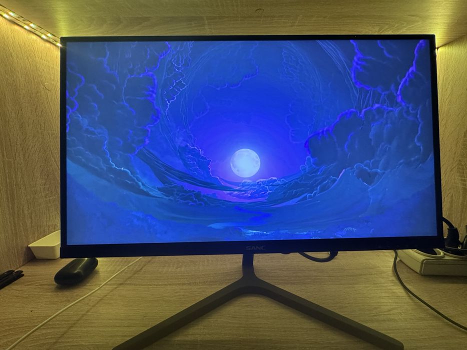 Монитор 75 герц, Sanc