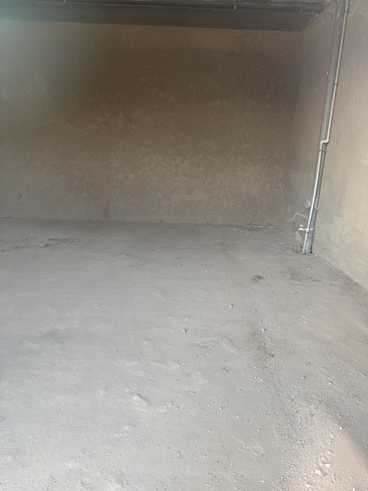 Magazin sotiladi! 40kv 1m2x900$ dan. Super Bam tarafda 54 maktab