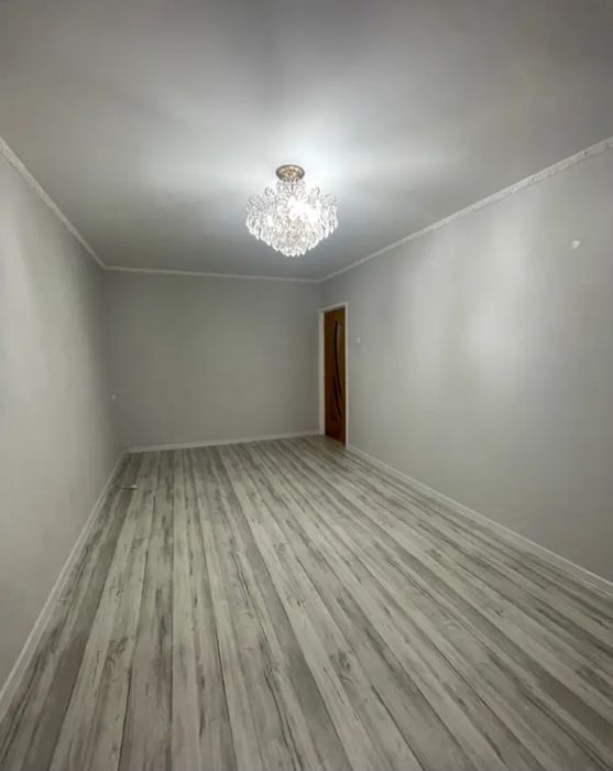 Продаём 4-х комнатную квартиру