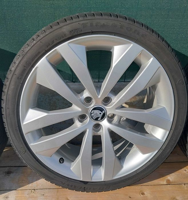 Джанти с гуми 17" Skoda Fabia