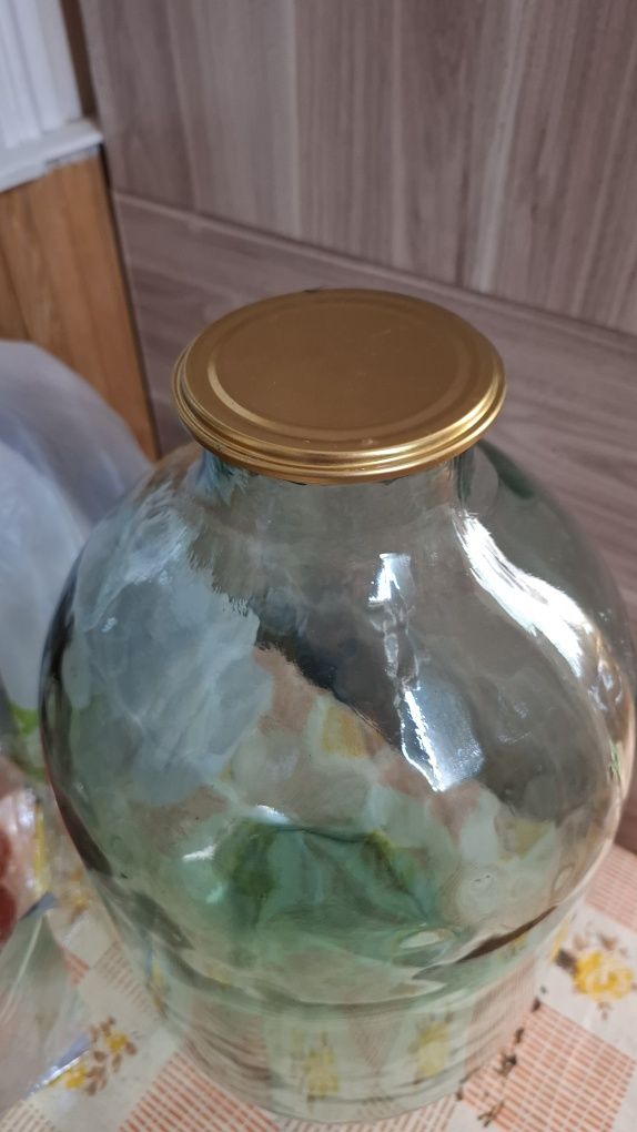 Продаю  бутыль для вина