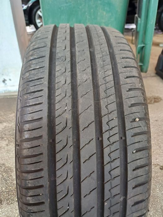 Anvelope vara Barum Bravuris 215 55 R17,rulate 1000 km!
