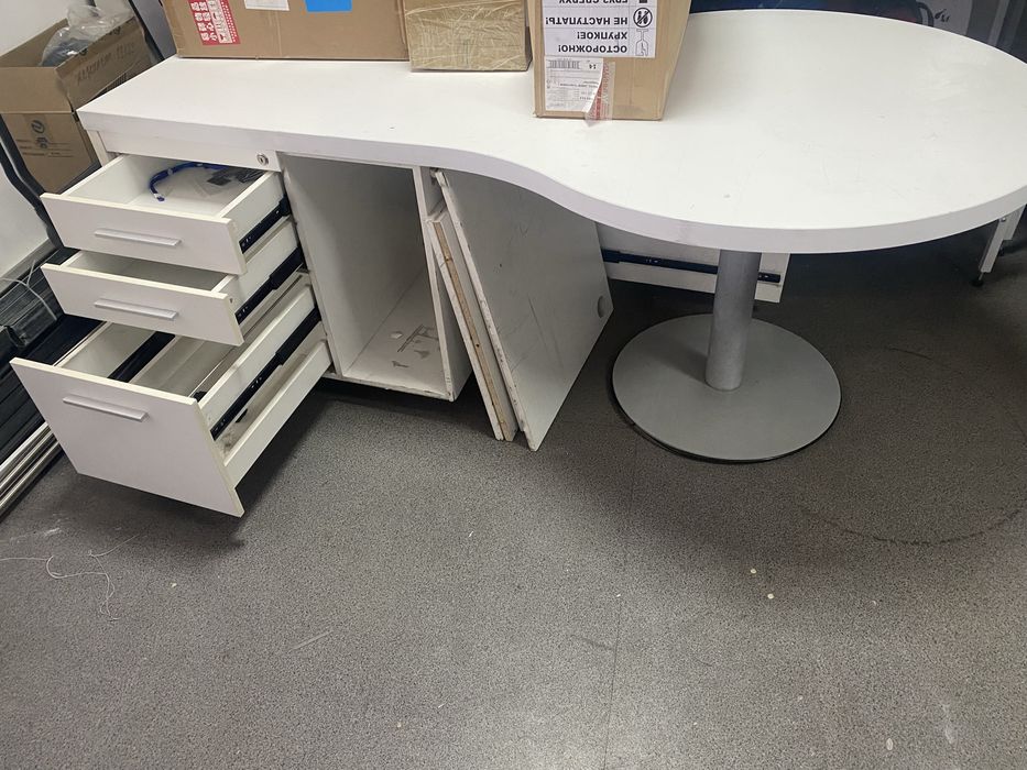 Продам стол доя офиса