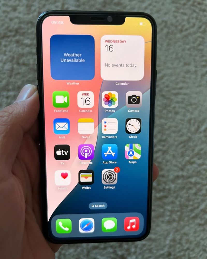 Iphone 11 pro max 64 G