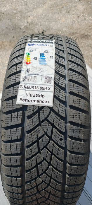 1 Buc. Good Year 215/60/16 Ultra Grip Performance +