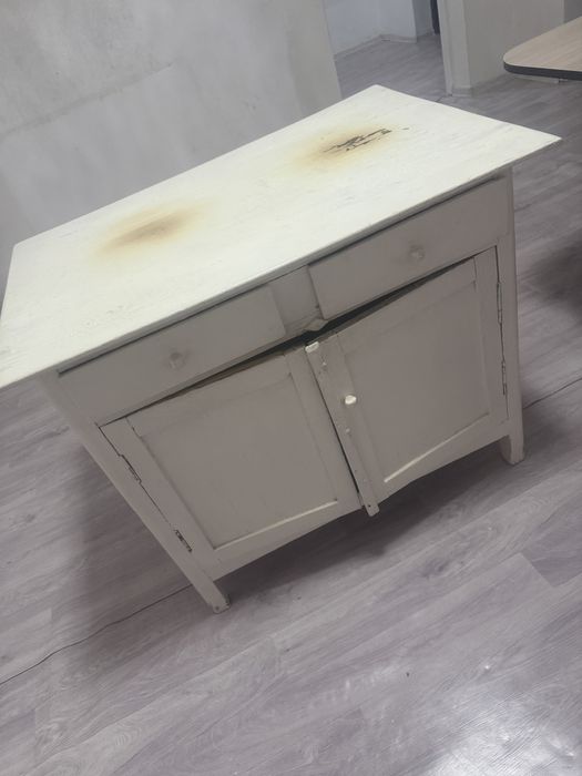 Шкаф куханный шкаф кухонный. …….