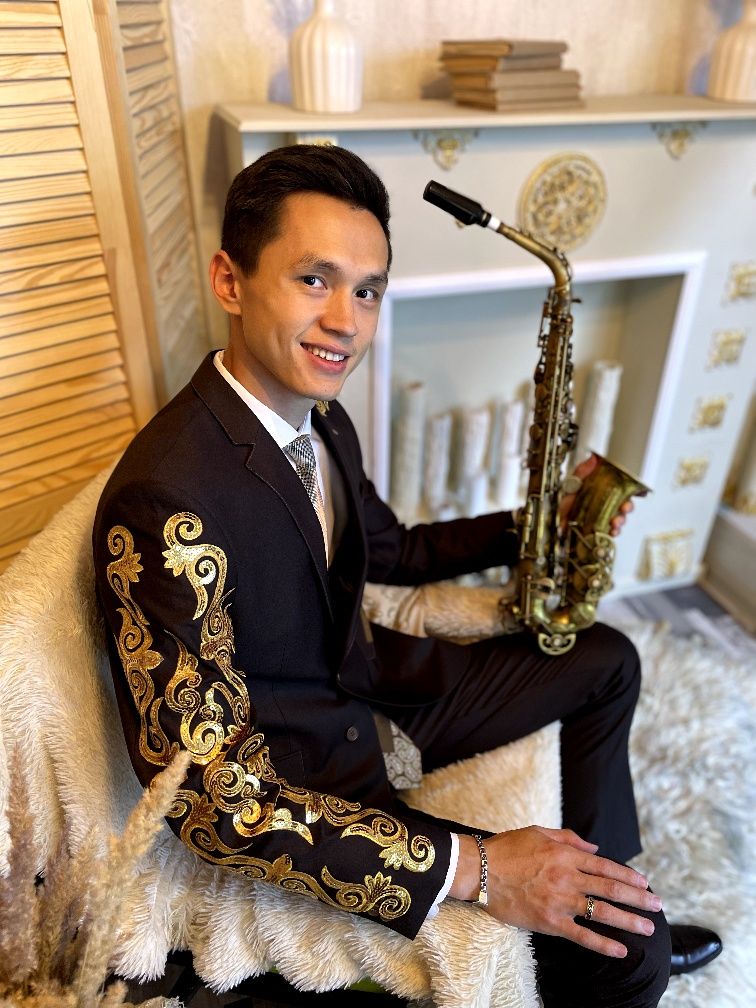 Саксофонист город Астана на мероприятие, саксофон, фоновая музыка