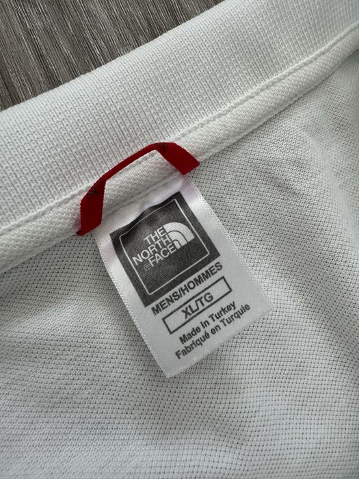 Tricou The North Face marimea XL