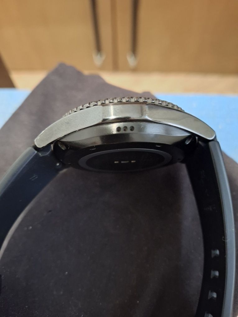 Смарт часовник Samsung Gear S3 frontier