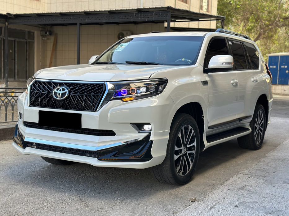 Tayota Land Cruiser Prado 150