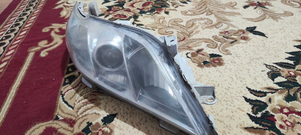 Фара тайота камри 40