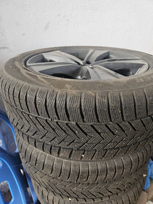 Roti Mercedes ML pe 19 cauciuri iarna noi