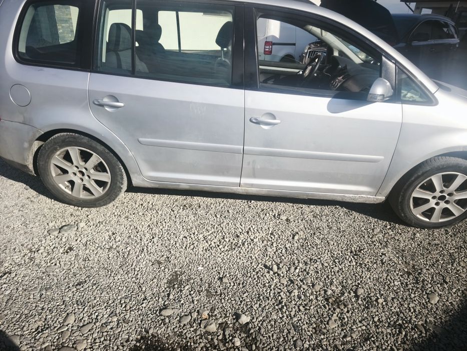 Set 2 faruri far stânga/dreapta Touran 2003-2006 T1 complete