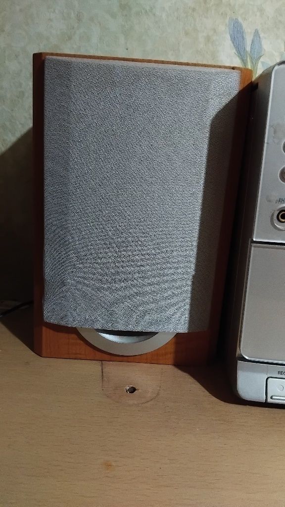 Продавам уредба SANYO