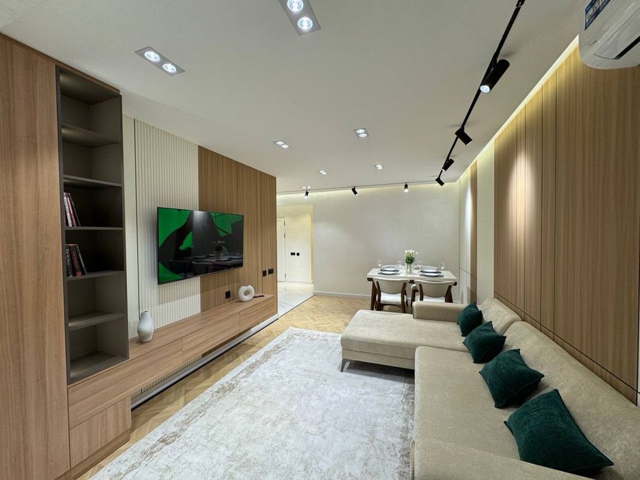 Срочно Продается Квартира 4/2/4 80м2 на ул. Садыка Азимова