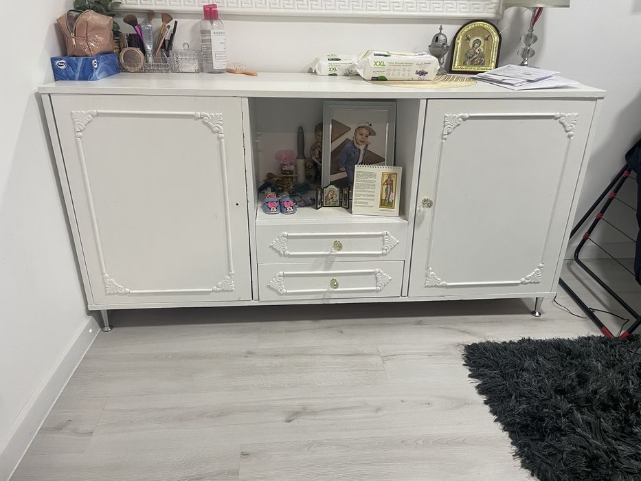 Vand doua corpuri dulap si comoda recontitionate