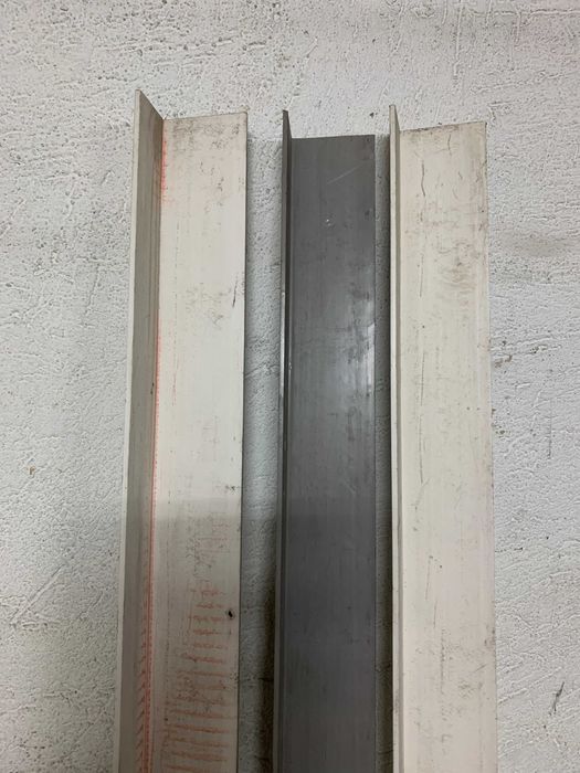 Строителни материали ел табло розетки кабелни канали surge протектор