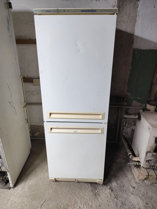 Продам холодильник