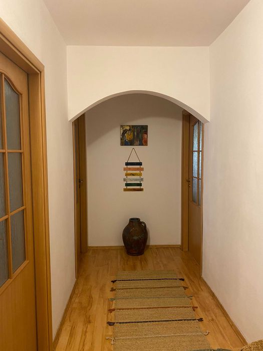 Tineretului-et 3 din 4-decomandat-mobilat si utilat-54 mp-parcare