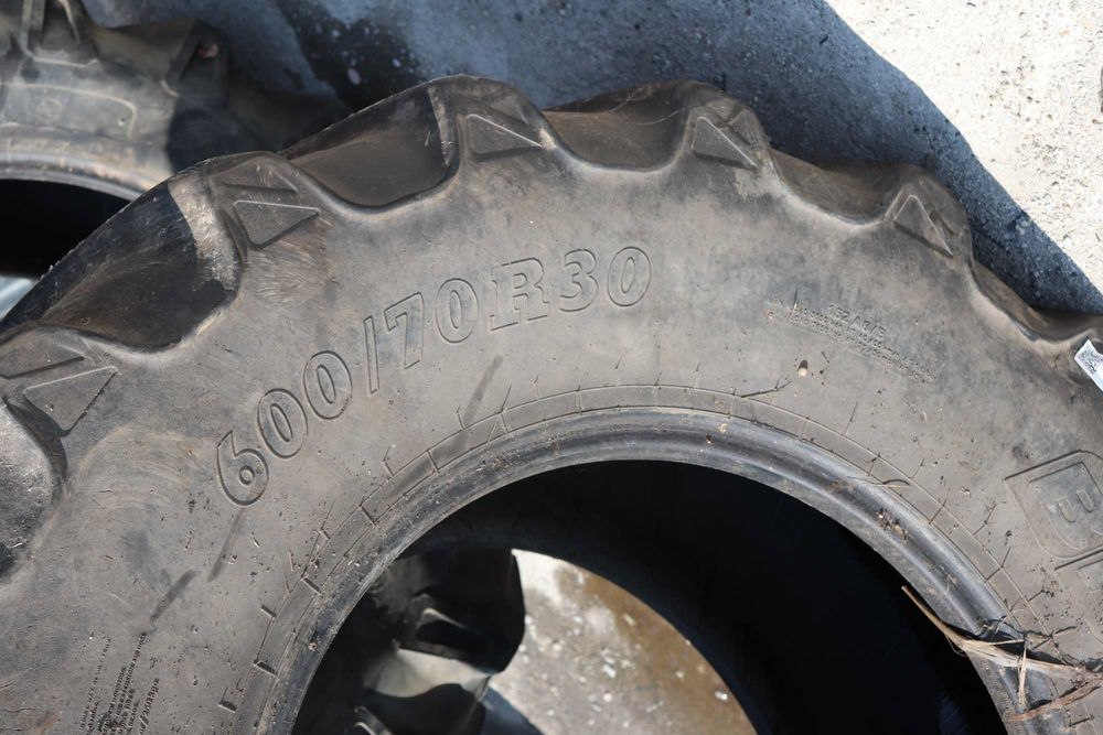 Anvelope SH de Tractor 600/70R30 BKT Radiale cu garantie si Livrare