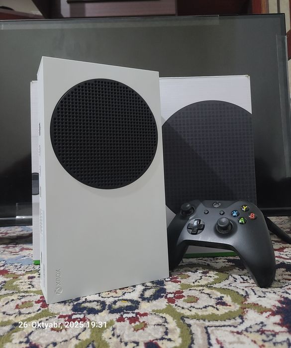 Xbox series S 512gb 195$ kelishamiz