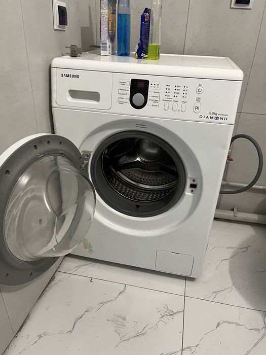 Продам стиральную машину samsung