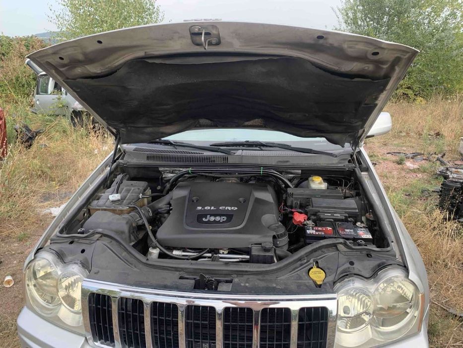 Джип Транд Чероки 3.0 д на части