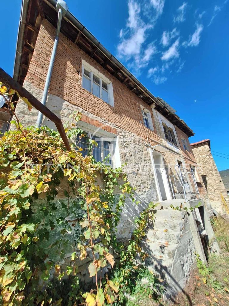 Продава се Къща в с. Павелско, Област Смолян - 156 кв.м за 193 €/кв.м - Снимка #1