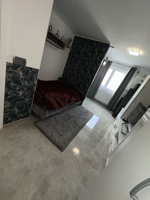 Garsoniera.    de vinzare.    Codlea st , Chimistelori