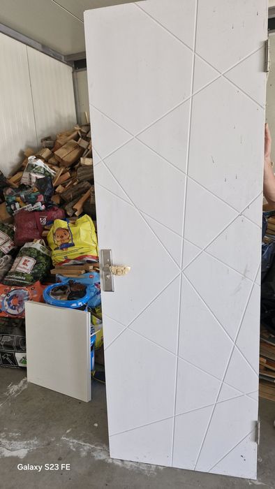 De vanzare usi interioare moderne