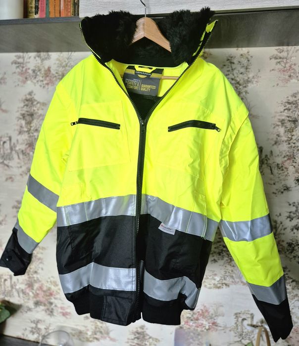 Jacheta protectie inalta vizibilitate