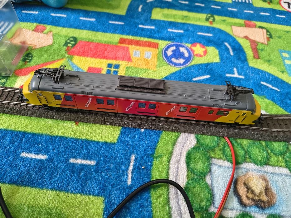 Locomotiva marklin AC mfx cu decodor esu necesita mentenanță