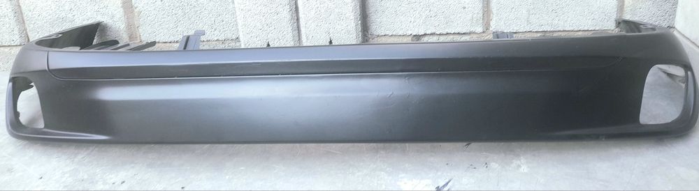 Бампер б/у нижняя часть  Хайландер