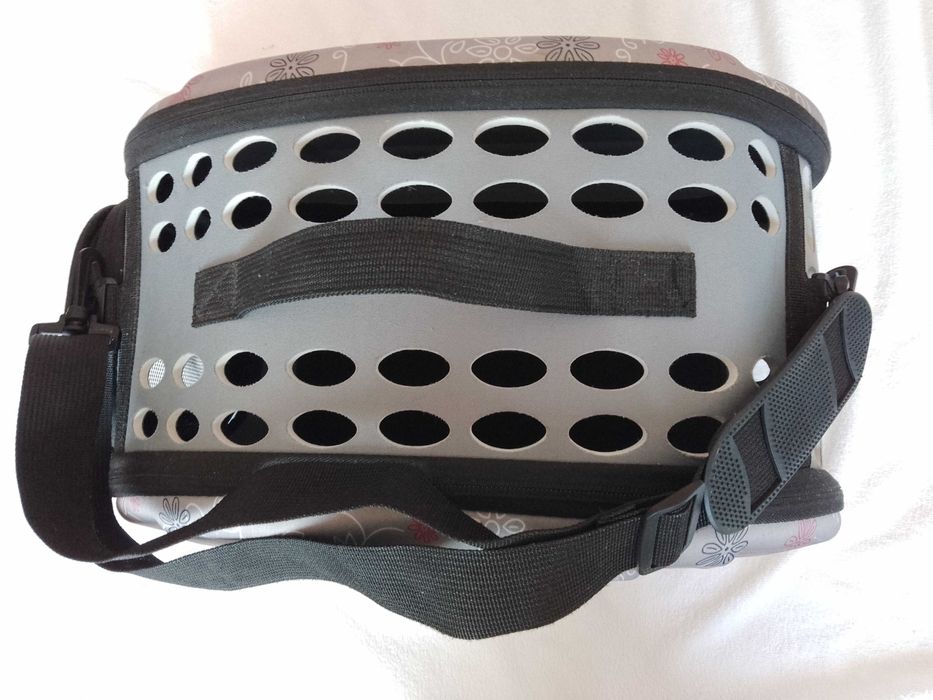 Geanta Transport pentru Caine talie mica sau Pisica si alte Accesorii