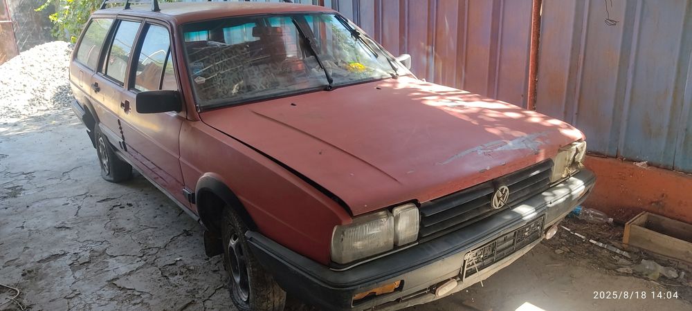 Продам Volkswagen Passat B2 1985 на разборку. 
КПП: механ