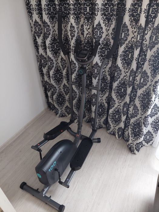 Bicicleta eliptica Essential 100