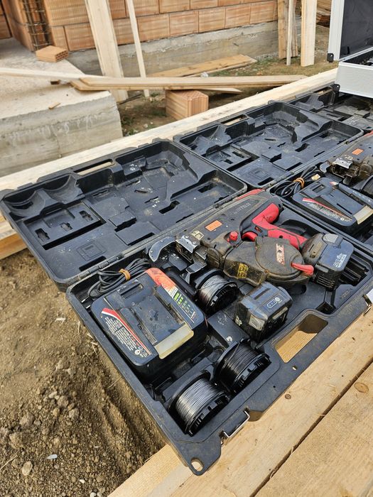 Masina de legat sarma max de inchiriat