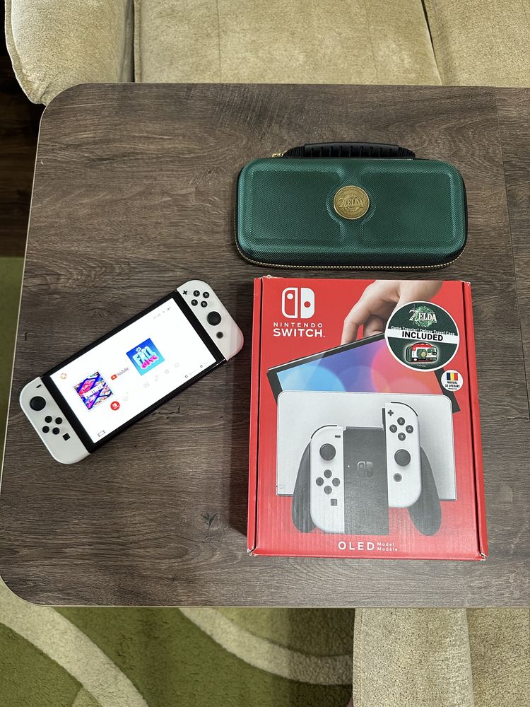 Nintendo Switch OLED-White+Zelda кутия