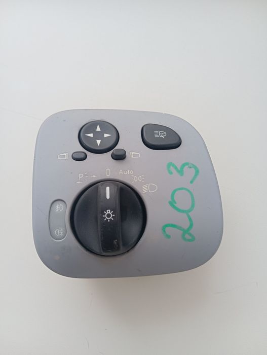 Включатель фар Mercedes W203