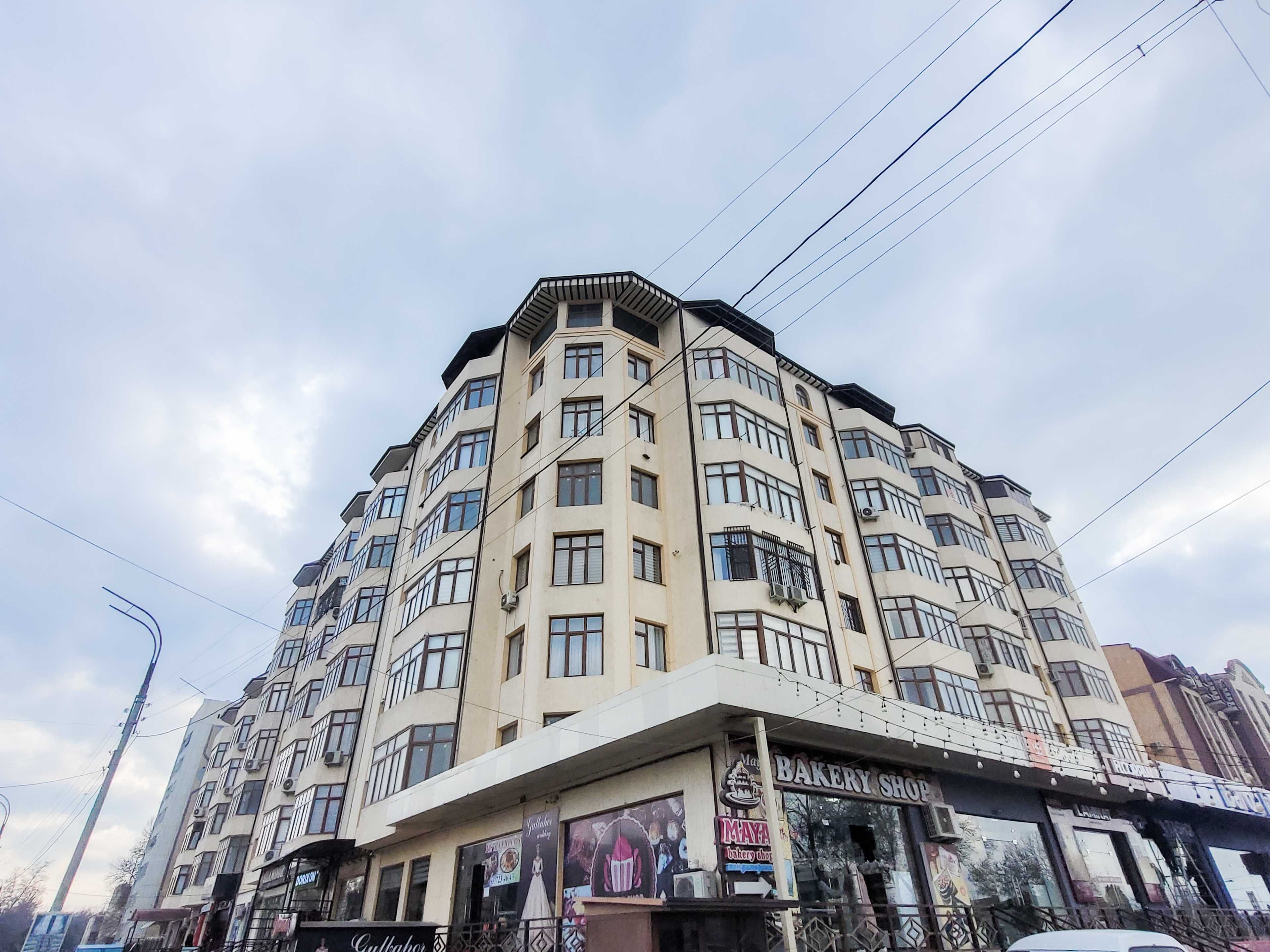 Срочно продаётся квартира 3 комнатная 120м² Микрорайон Дамарик