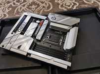 Дъно Msi z790 project ZERO
